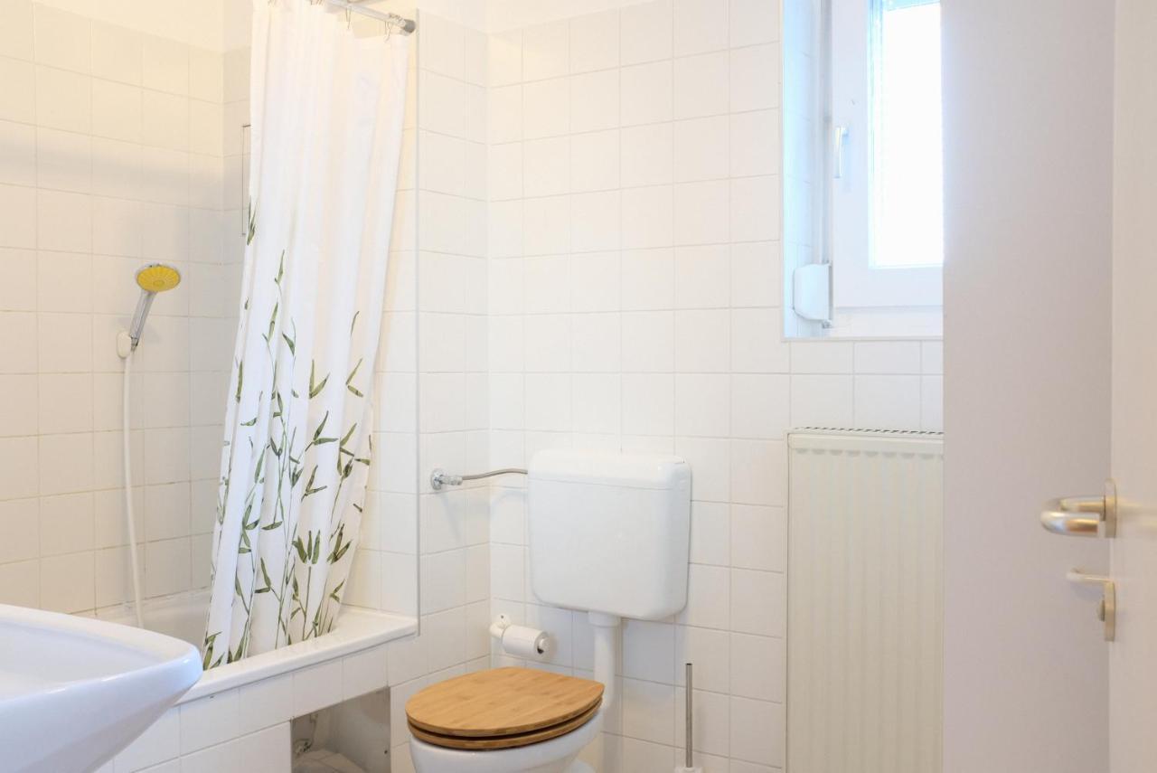 Town House Near Metro & Vienna City Center Bagian luar foto